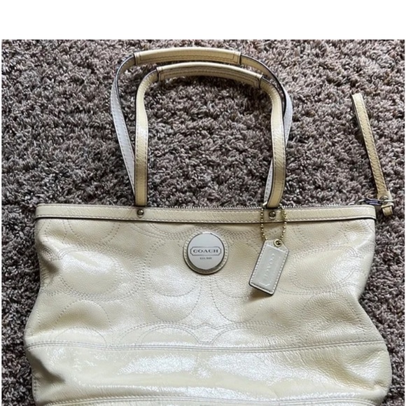 Coach Off-White Leather Tote - Picture 1 of 4
